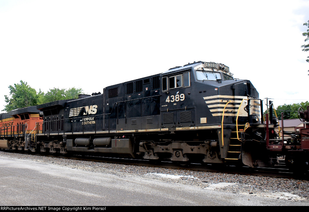 NS 4289 Pusher